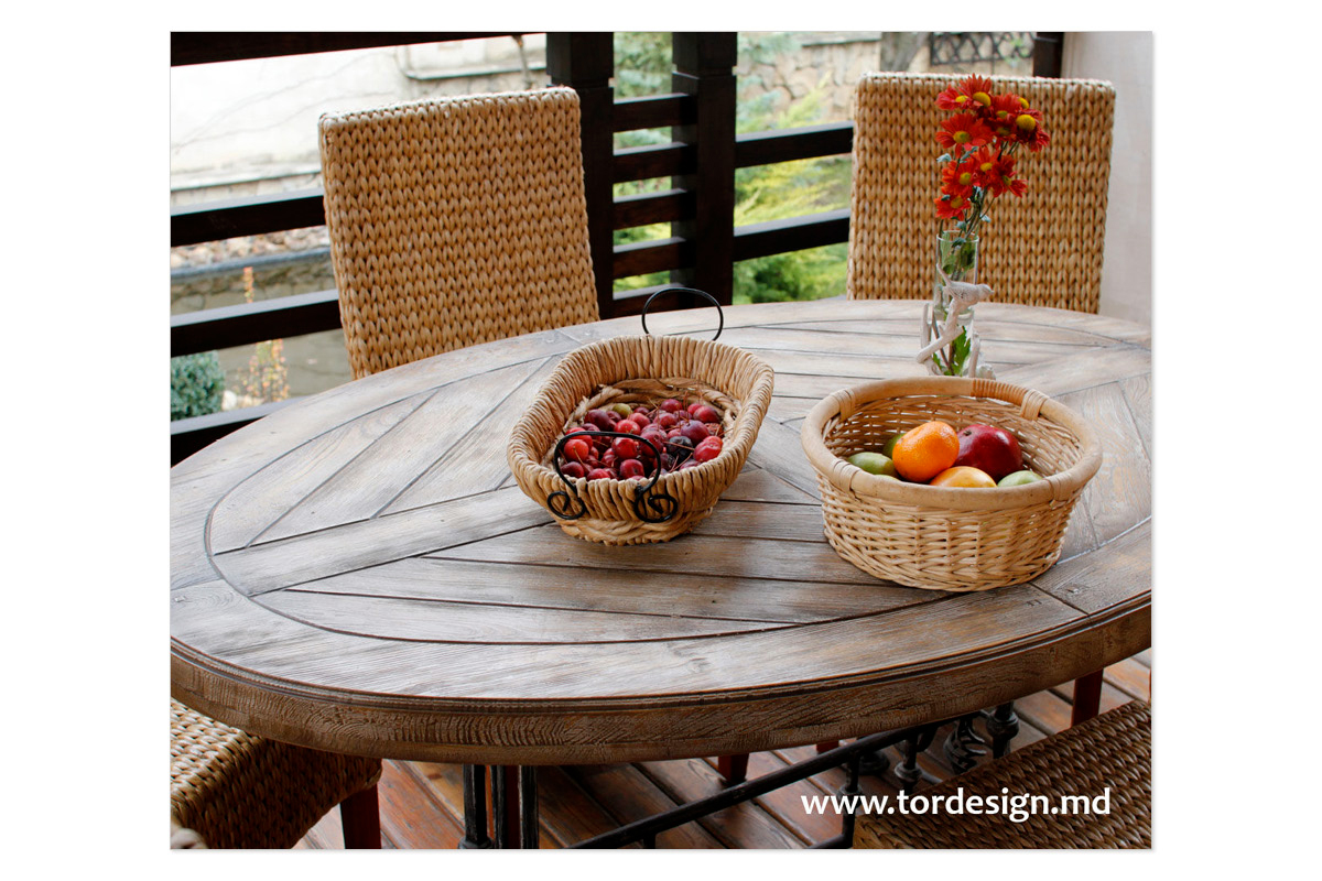 https://imprint.md/img/lucrari/TOR_design/Promo_led/Promo_Led_TORdesign_12_2013_4.jpg